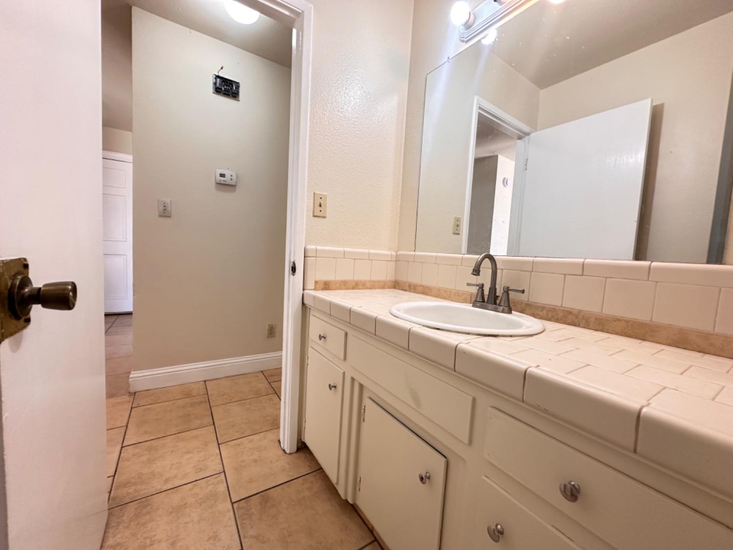 Detail Gallery Image 21 of 44 For 609 Trumpet Pl, Modesto,  CA 95351 - 3 Beds | 2 Baths