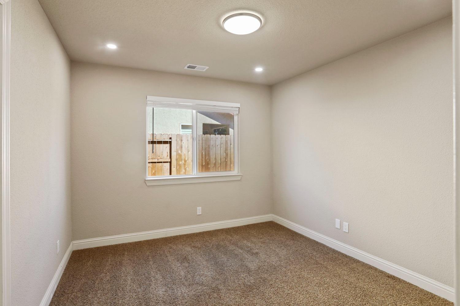 Detail Gallery Image 23 of 32 For 1818 Blackbird Pl, Lodi,  CA 95240 - 3 Beds | 2 Baths