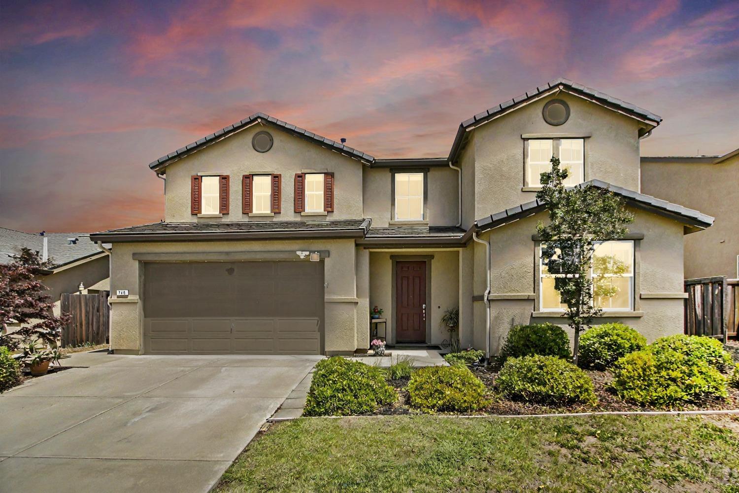 Detail Gallery Image 1 of 1 For 746 Weeping Willow Way, Lincoln,  CA 95648 - 4 Beds | 2/1 Baths