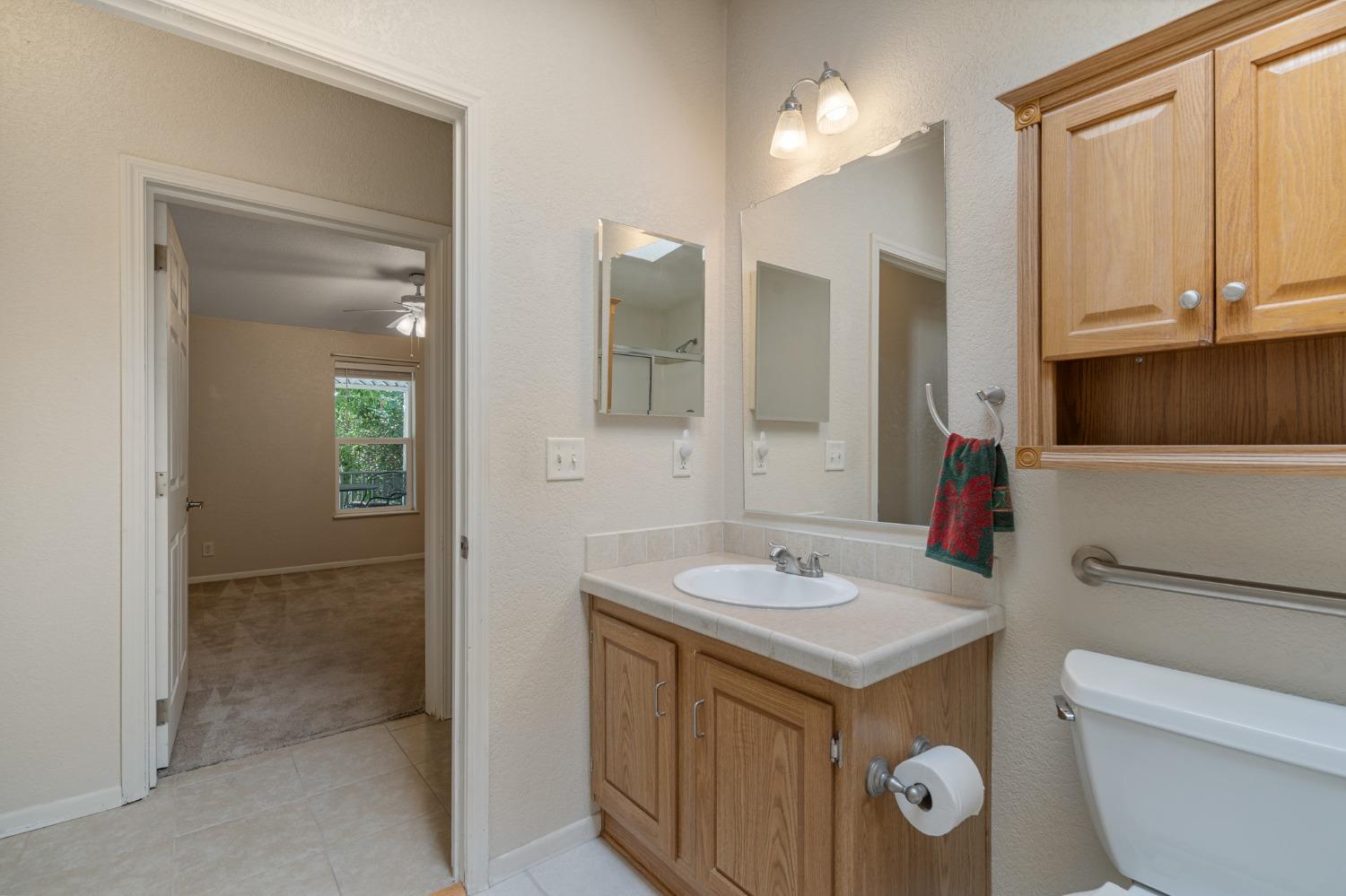 Detail Gallery Image 17 of 33 For 235 Bluebird Ln, Folsom,  CA 95630 - 3 Beds | 2 Baths