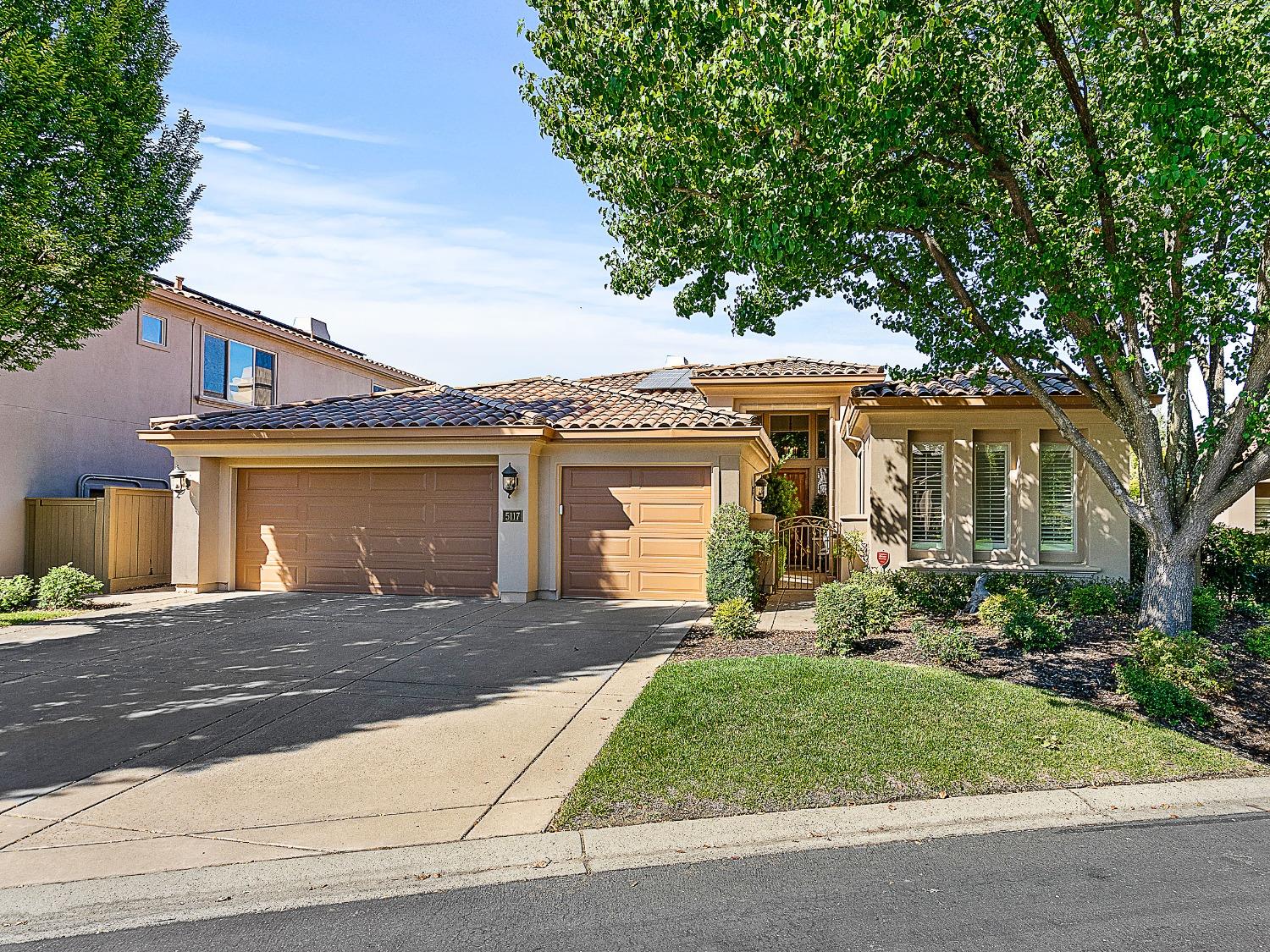 Detail Gallery Image 34 of 69 For 5117 Titleist Way, El Dorado Hills,  CA 95762 - 3 Beds | 3 Baths