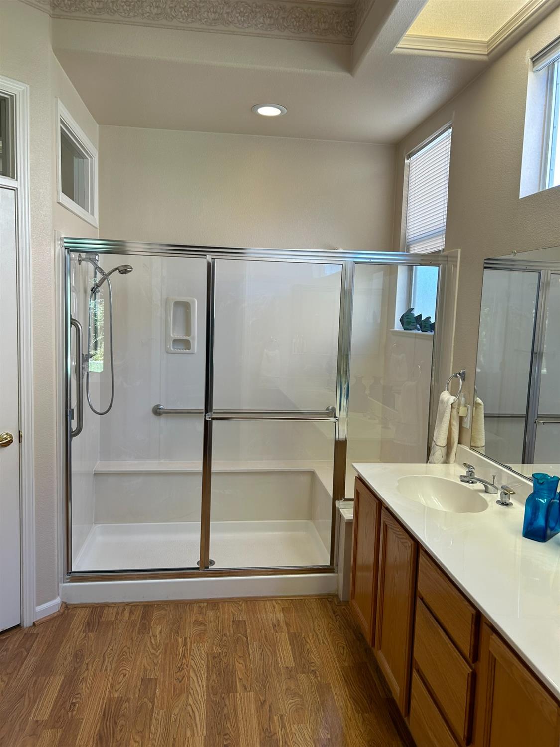 Detail Gallery Image 26 of 32 For 100 Enchanted Ct, Roseville,  CA 95747 - 2 Beds | 2 Baths