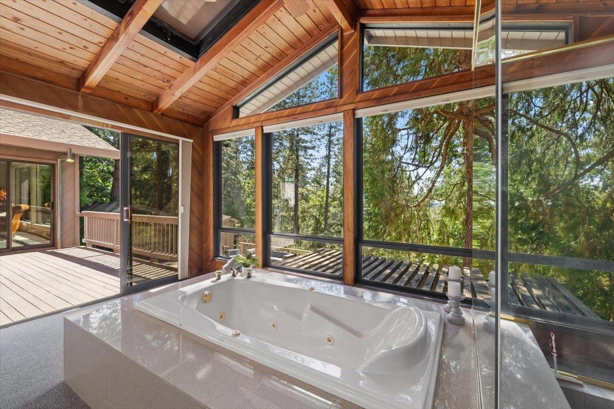 Detail Gallery Image 24 of 61 For 10259 Banner Lava Cap Rd, Nevada City,  CA 95959 - 3 Beds | 3 Baths