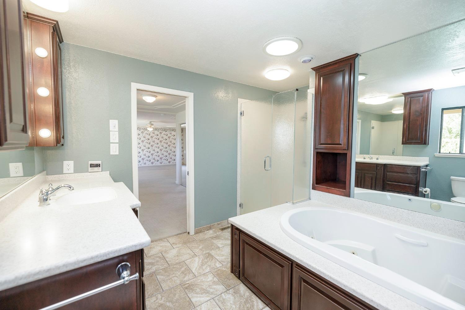 Detail Gallery Image 43 of 71 For 8525 E Monte Vista Ave, Denair,  CA 95316 - 5 Beds | 2/1 Baths