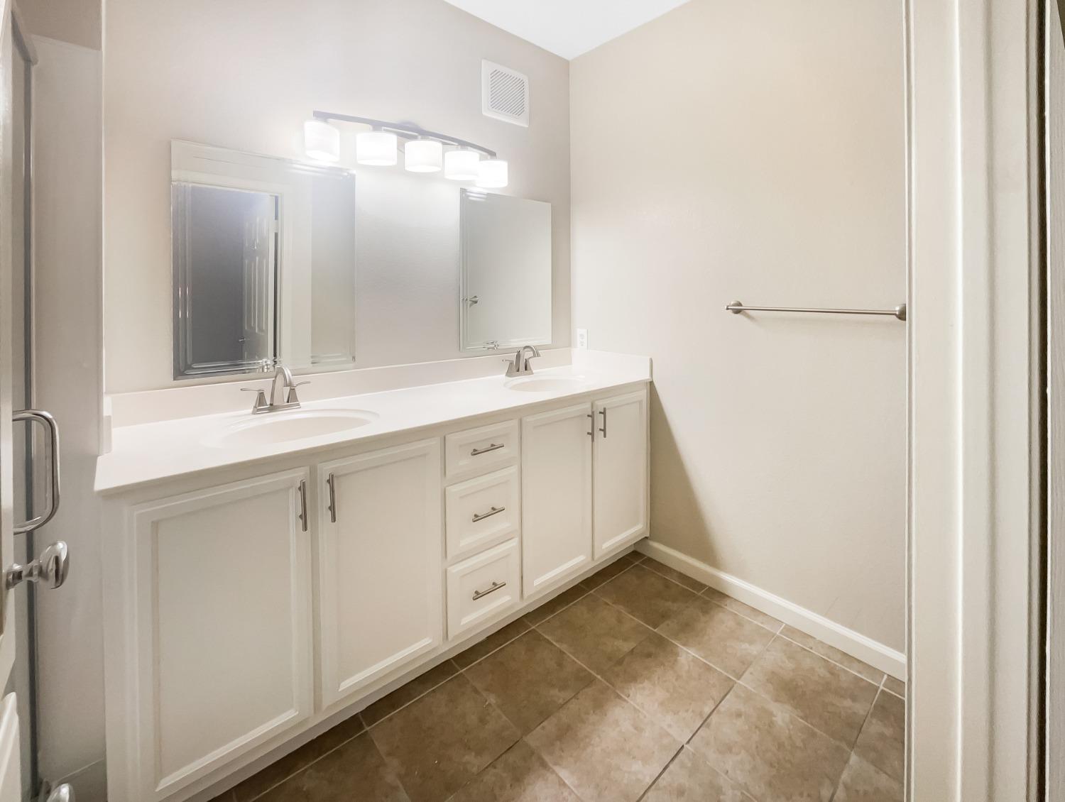 Detail Gallery Image 18 of 25 For 701 Horizon Cv #1035,  Rocklin,  CA 95677 - 3 Beds | 2 Baths