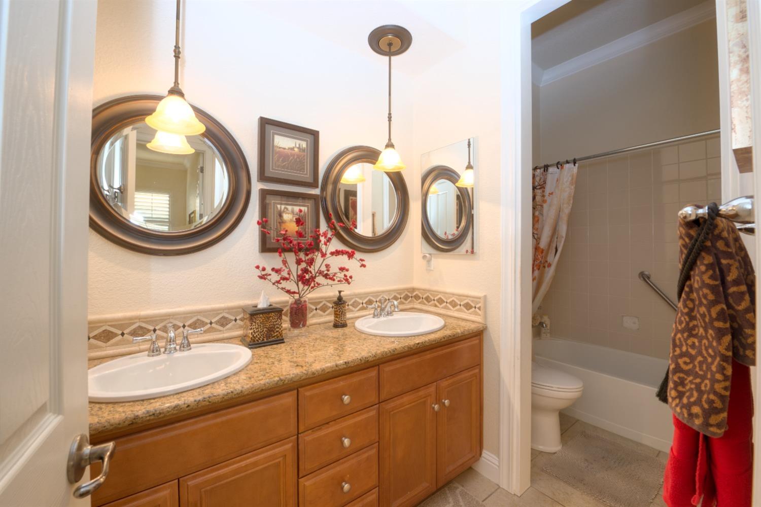 Detail Gallery Image 24 of 42 For 1132 Livorno Ct, Manteca,  CA 95337 - 3 Beds | 2 Baths