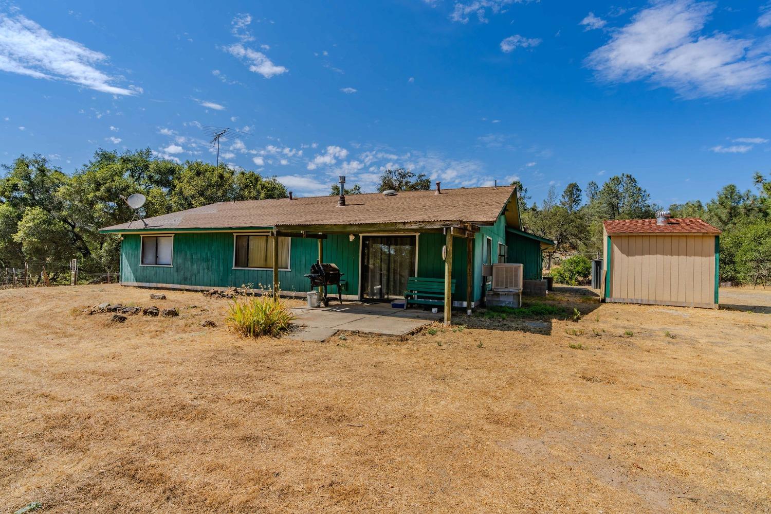 Detail Gallery Image 14 of 75 For 16360 Mt. Whitney Dr, Fiddletown,  CA 95629 - 3 Beds | 2 Baths