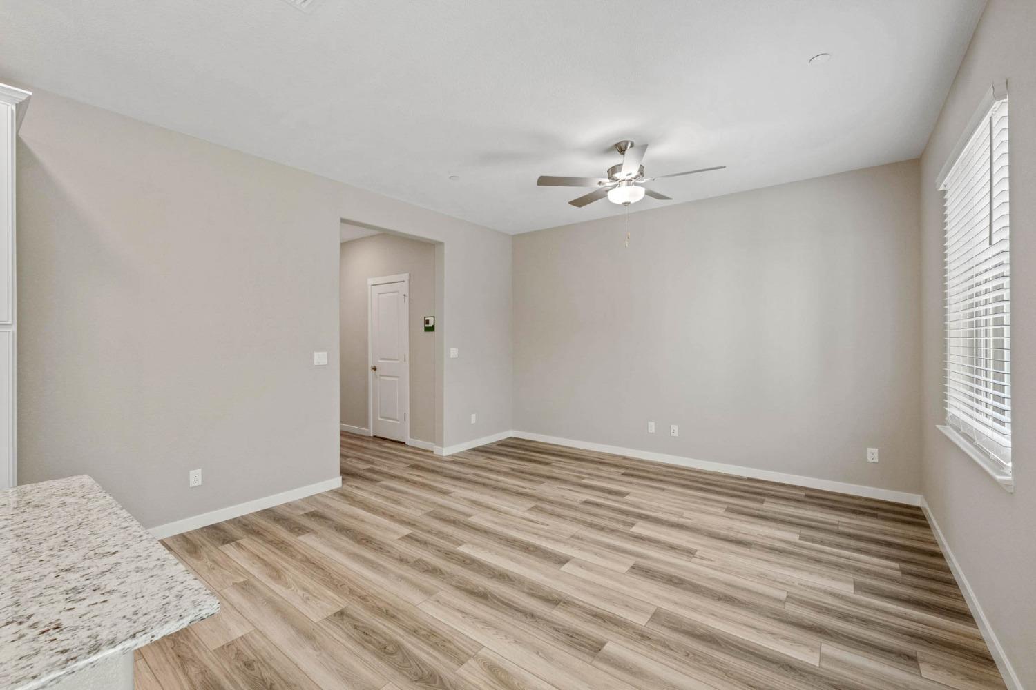 Detail Gallery Image 10 of 19 For 2815 Bedell St, Lincoln,  CA 95648 - 3 Beds | 2/1 Baths