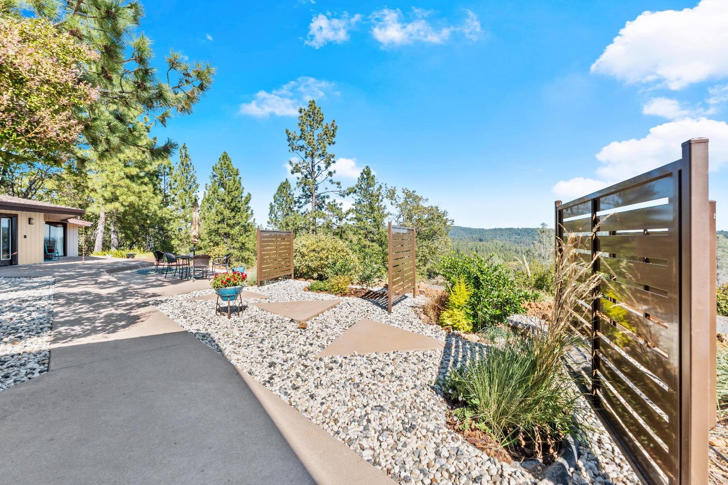 Detail Gallery Image 14 of 79 For 15897 Keson Pl, Grass Valley,  CA 95949 - 2 Beds | 2/1 Baths