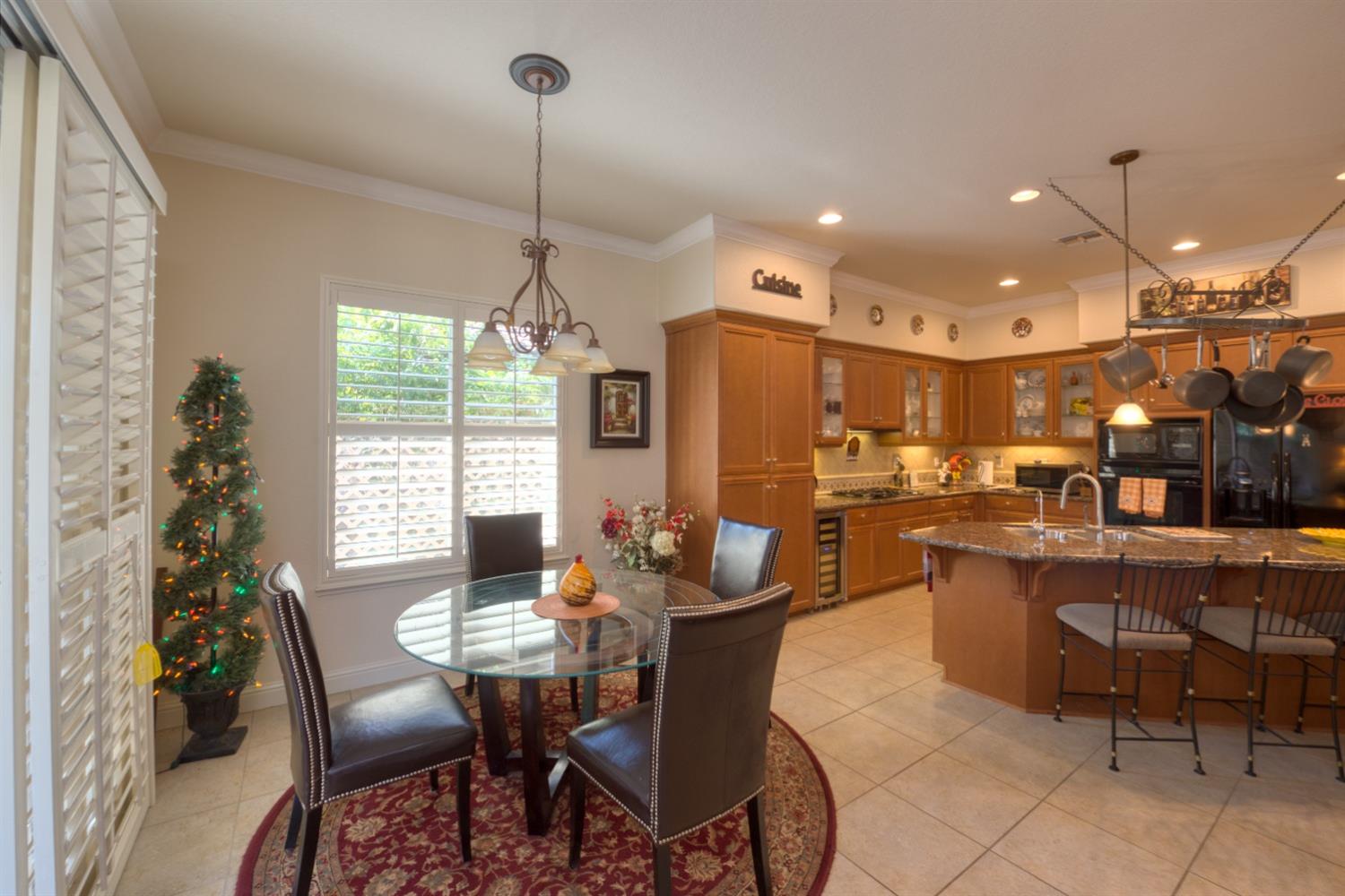 Detail Gallery Image 11 of 42 For 1132 Livorno Ct, Manteca,  CA 95337 - 3 Beds | 2 Baths