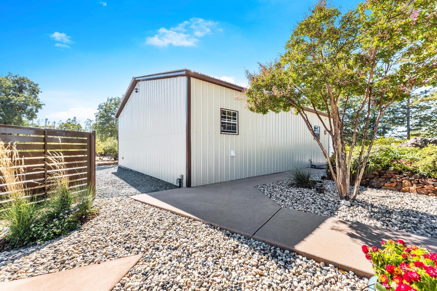 Detail Gallery Image 13 of 79 For 15897 Keson Pl, Grass Valley,  CA 95949 - 2 Beds | 2/1 Baths