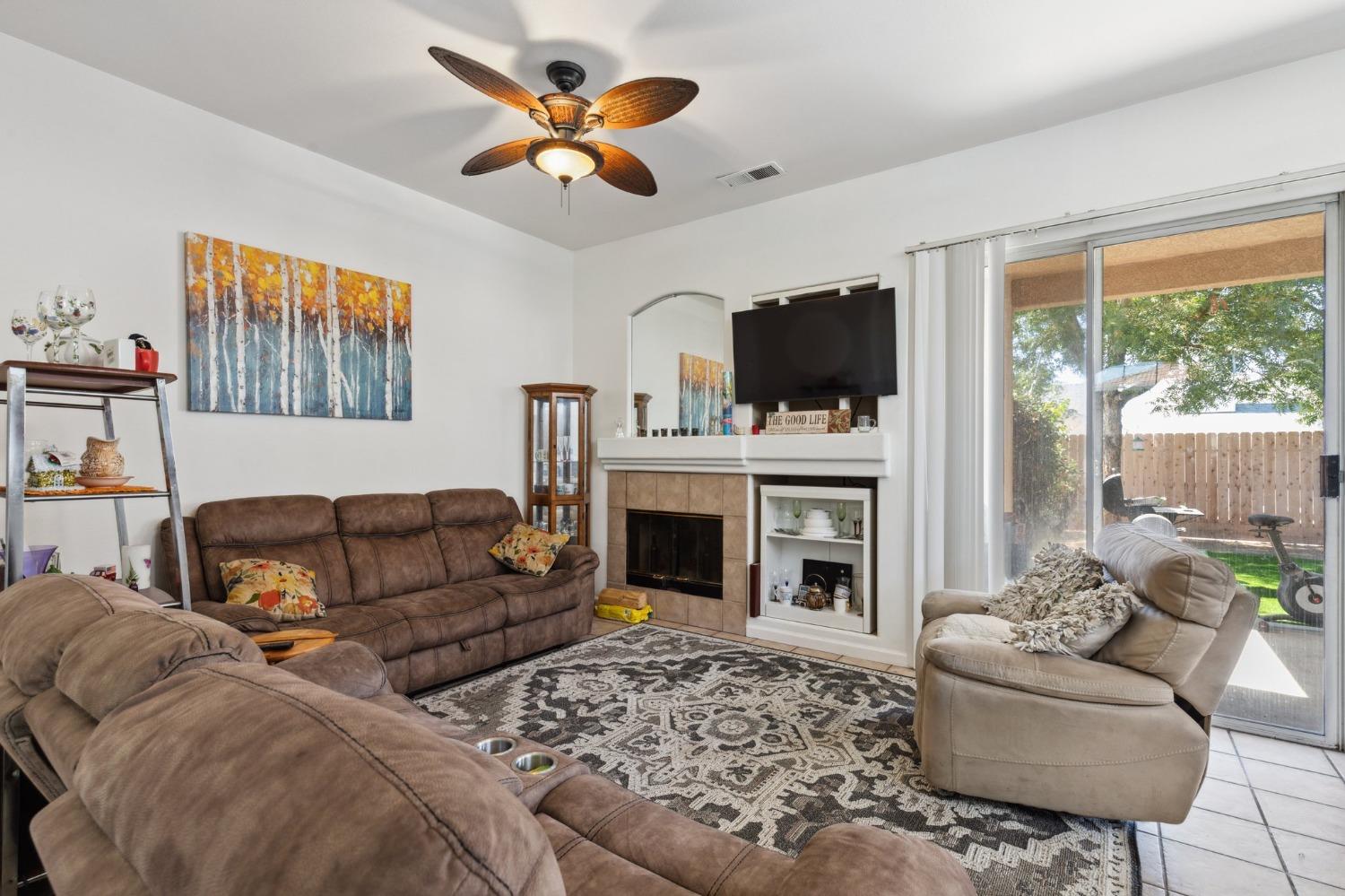 N Alexis Drive, Fresno, California image 6