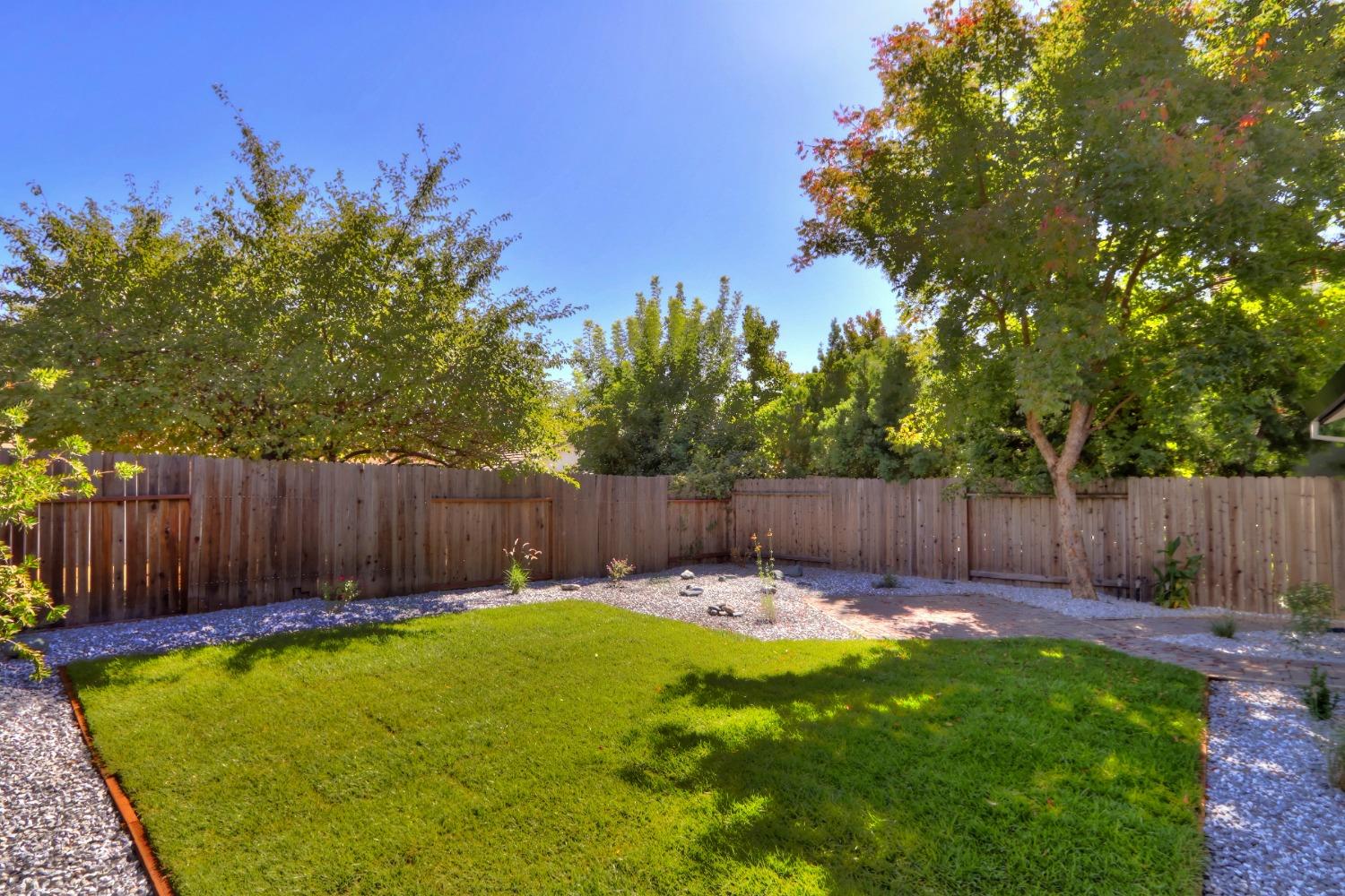 Detail Gallery Image 28 of 31 For 1426 Escolar Ct, Davis,  CA 95618 - 2 Beds | 2 Baths