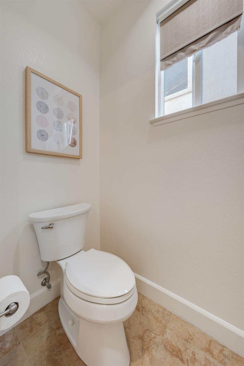 Detail Gallery Image 28 of 61 For 1873 Redondo Rd, West Sacramento,  CA 95691 - 5 Beds | 3/1 Baths