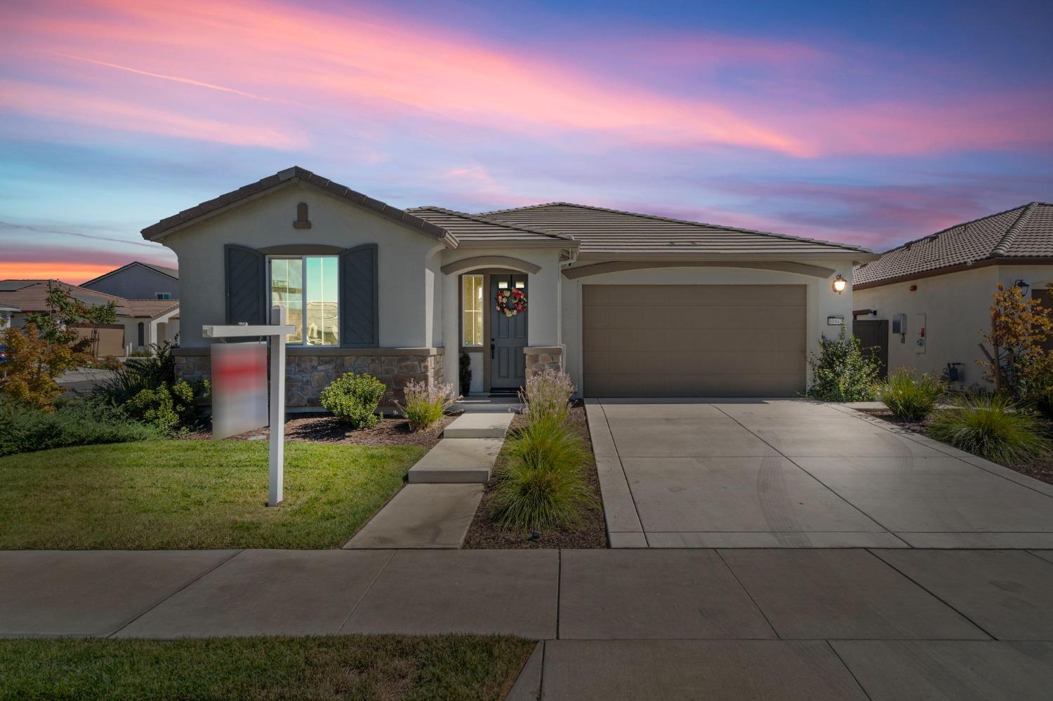 Detail Gallery Image 1 of 49 For 10942 Miacomet Ct, Stockton,  CA 95219 - 3 Beds | 2 Baths