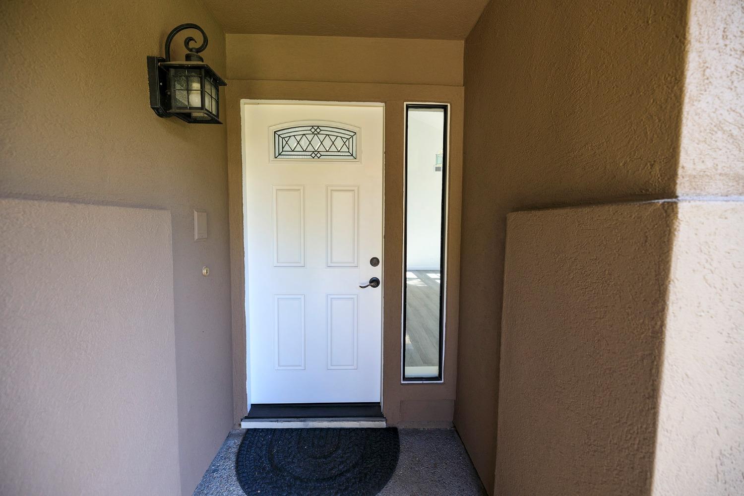 Detail Gallery Image 5 of 54 For 1498 Monterey Ct, Tracy,  CA 95376 - 3 Beds | 2/1 Baths