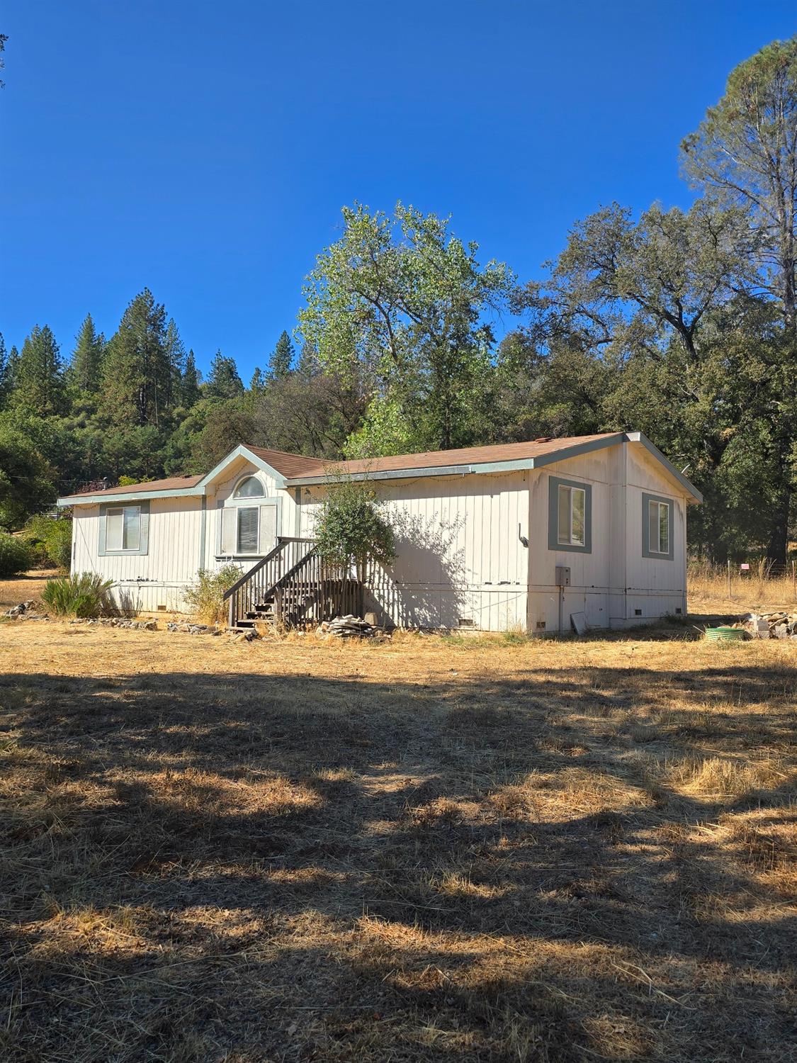 Detail Gallery Image 2 of 24 For 10326 Bar Hill Rd, Penn Valley,  CA 95946 - 3 Beds | 2 Baths