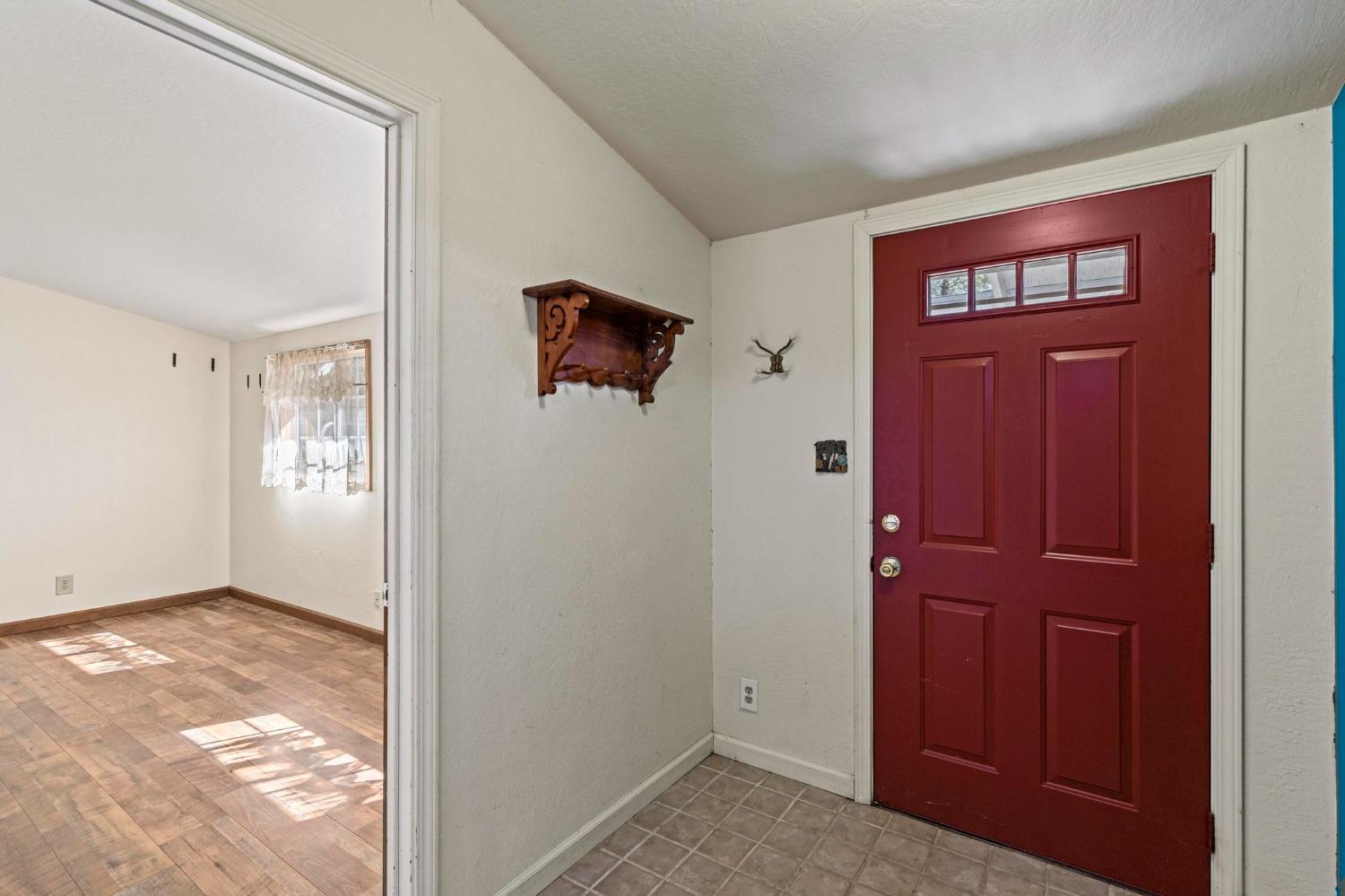 Detail Gallery Image 19 of 38 For 409 Alpine Dr, Colfax,  CA 95713 - 3 Beds | 2 Baths