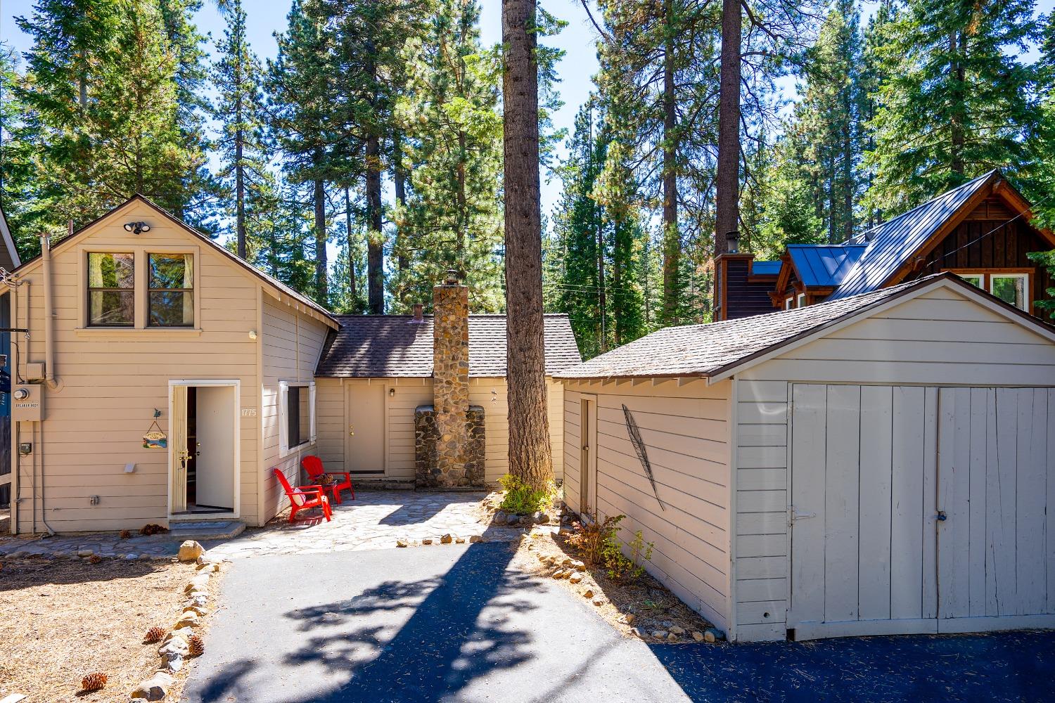 Detail Gallery Image 1 of 26 For 1775 Cedar Crest Ave, Tahoe City,  CA 96145 - 3 Beds | 2 Baths