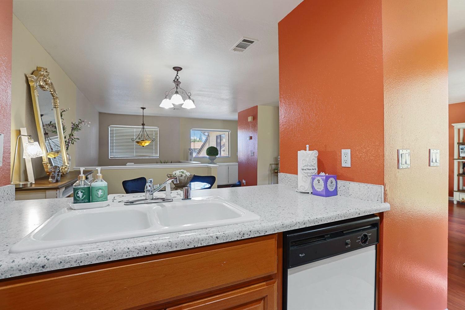 Detail Gallery Image 21 of 36 For 1613 W Swain Rd, Stockton,  CA 95207 - 2 Beds | 2 Baths