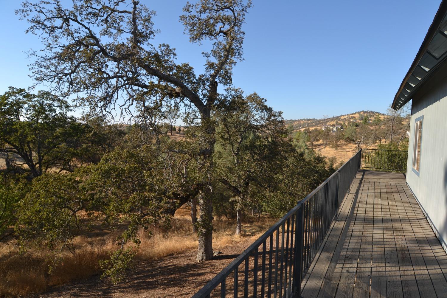 Hoyito Circle, La Grange, California image 10