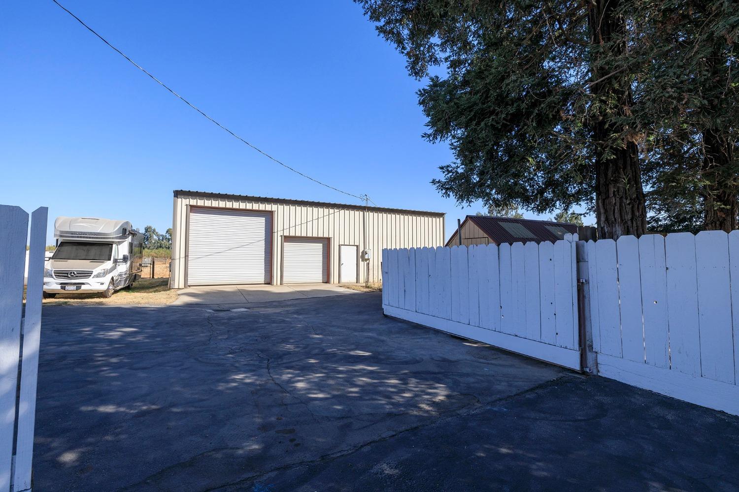 Detail Gallery Image 63 of 71 For 8525 E Monte Vista Ave, Denair,  CA 95316 - 5 Beds | 2/1 Baths