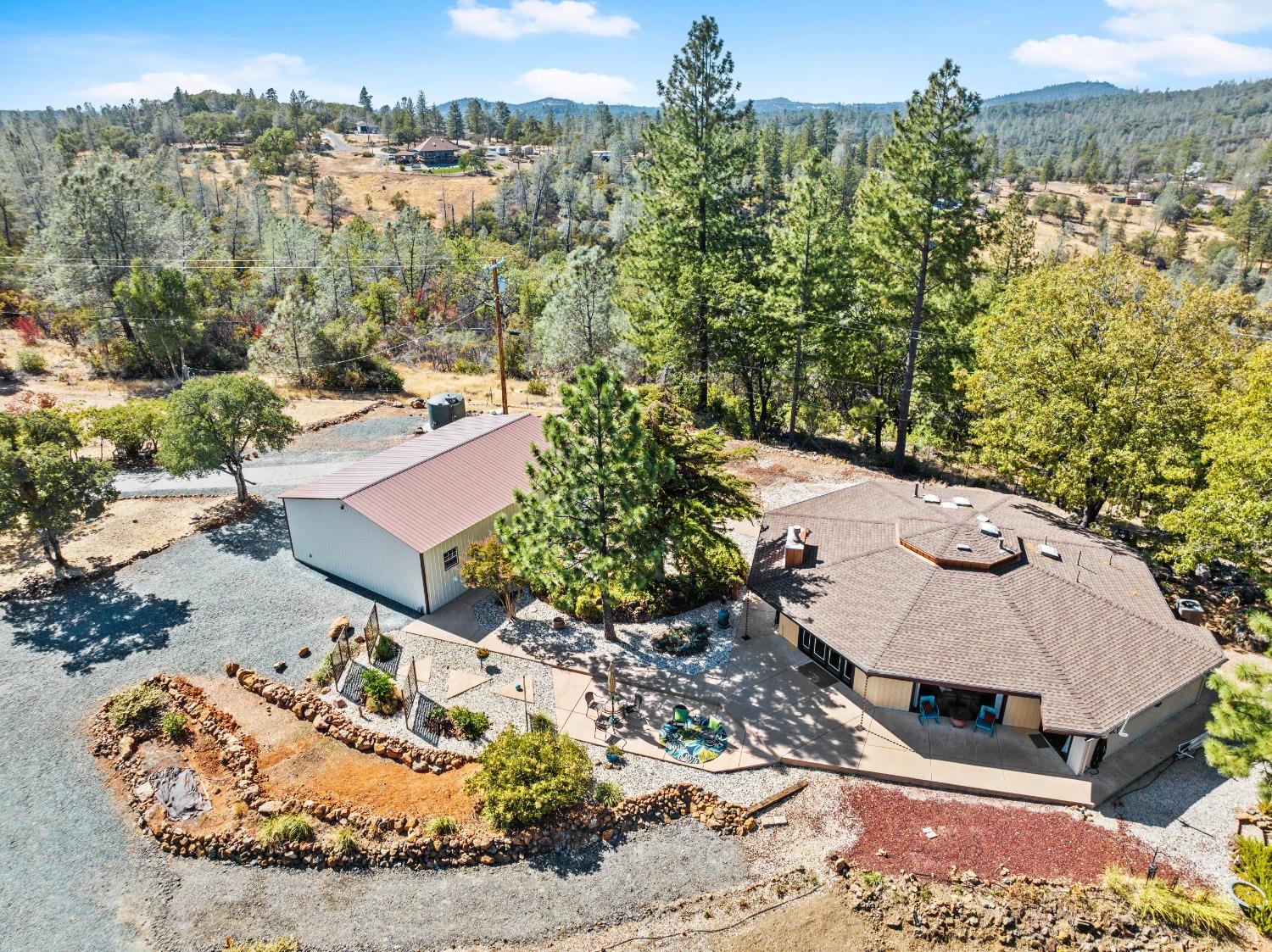 Detail Gallery Image 1 of 79 For 15897 Keson Pl, Grass Valley,  CA 95949 - 2 Beds | 2/1 Baths