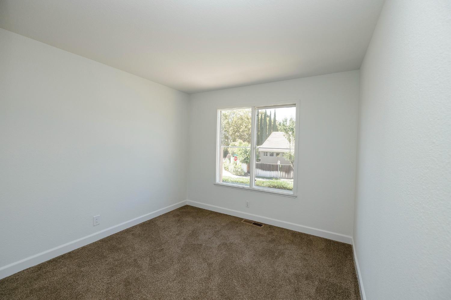 Detail Gallery Image 35 of 54 For 1498 Monterey Ct, Tracy,  CA 95376 - 3 Beds | 2/1 Baths