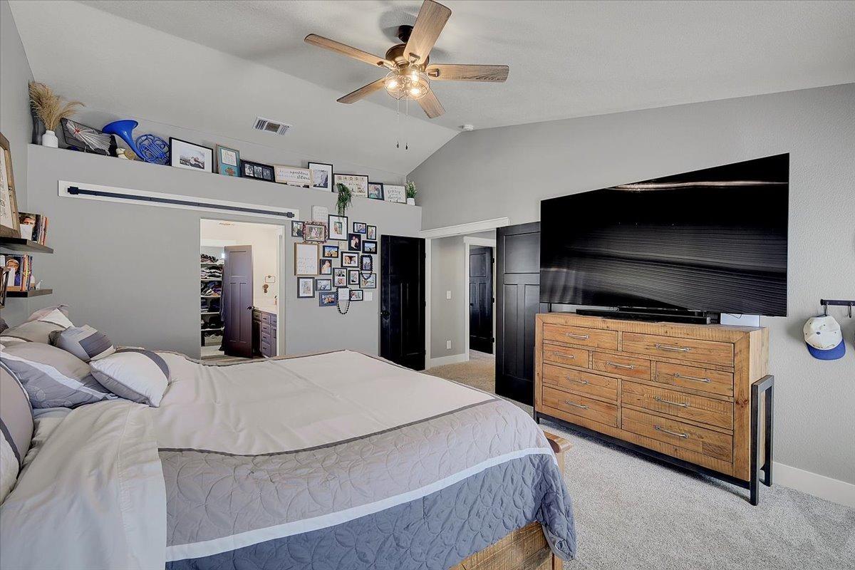 Detail Gallery Image 53 of 72 For 1776 Queens Ave, Yuba City,  CA 95993 - 4 Beds | 3/1 Baths