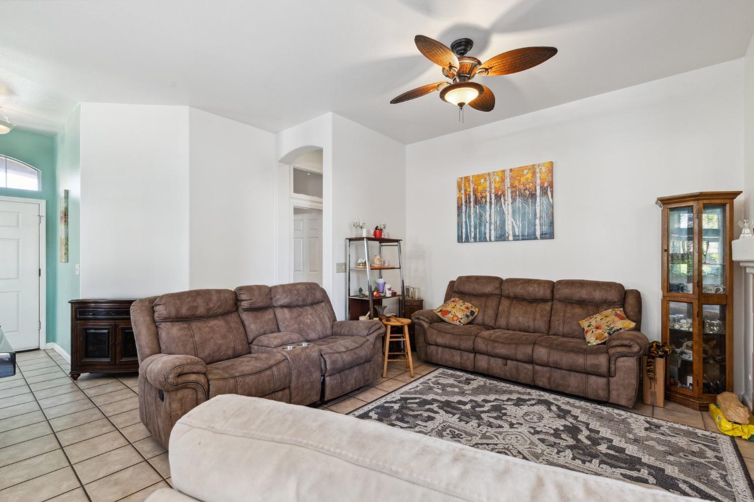 N Alexis Drive, Fresno, California image 8