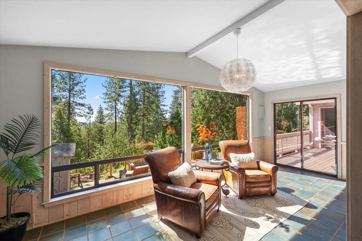 Detail Gallery Image 9 of 61 For 10259 Banner Lava Cap Rd, Nevada City,  CA 95959 - 3 Beds | 3 Baths