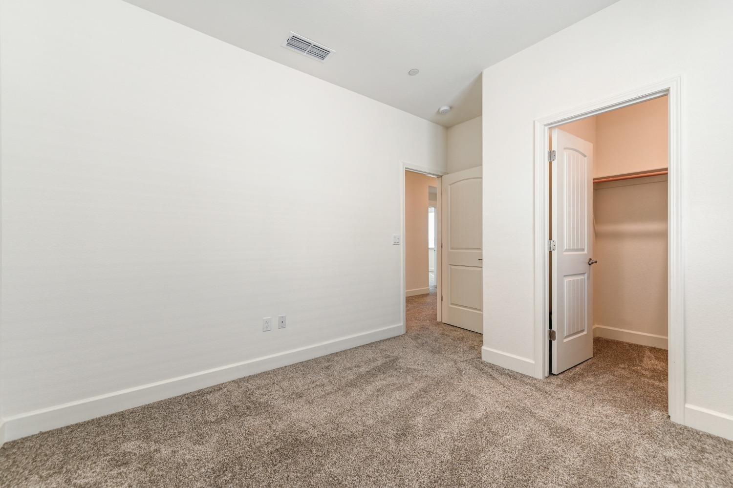 Detail Gallery Image 21 of 32 For 2097 Terrawood St, Roseville,  CA 95747 - 4 Beds | 3/1 Baths