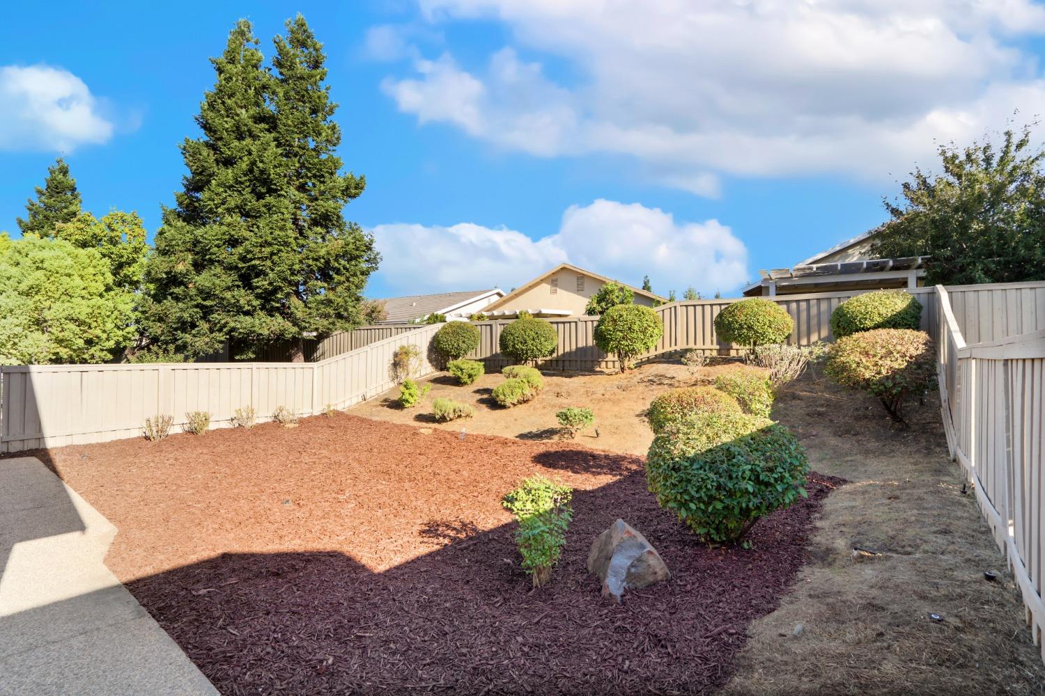 Detail Gallery Image 33 of 39 For 2309 Song Sparrow Ln, Lincoln,  CA 95648 - 2 Beds | 2 Baths