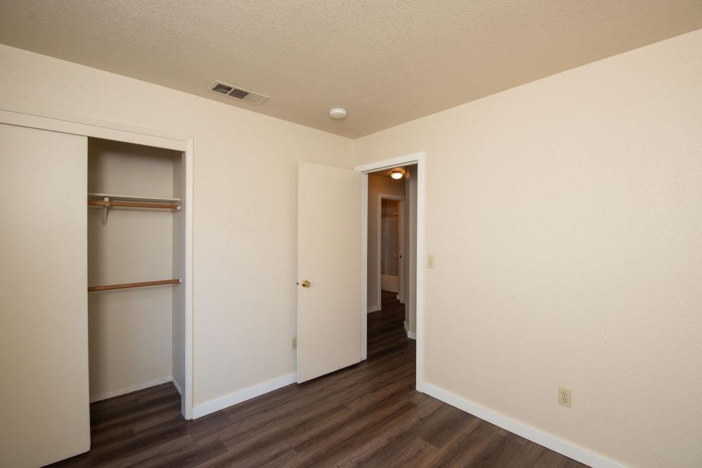 Detail Gallery Image 20 of 29 For 1556 Sun River St, Oakdale,  CA 95361 - 3 Beds | 2 Baths