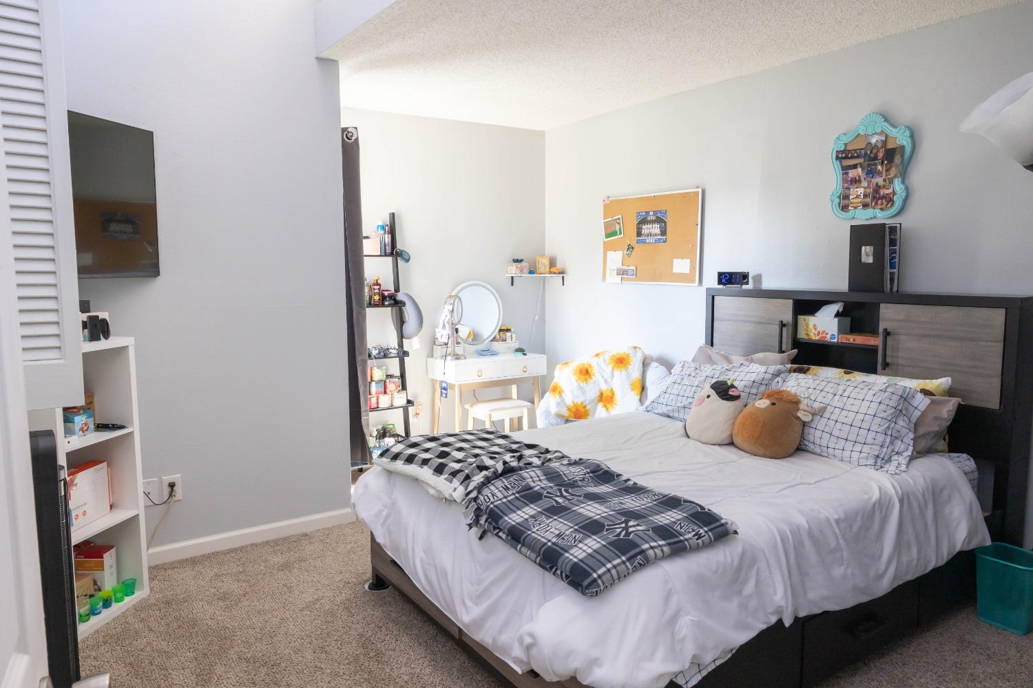 Detail Gallery Image 8 of 21 For 325 Standiford Ave #18,  Modesto,  CA 95350 - 2 Beds | 1 Baths