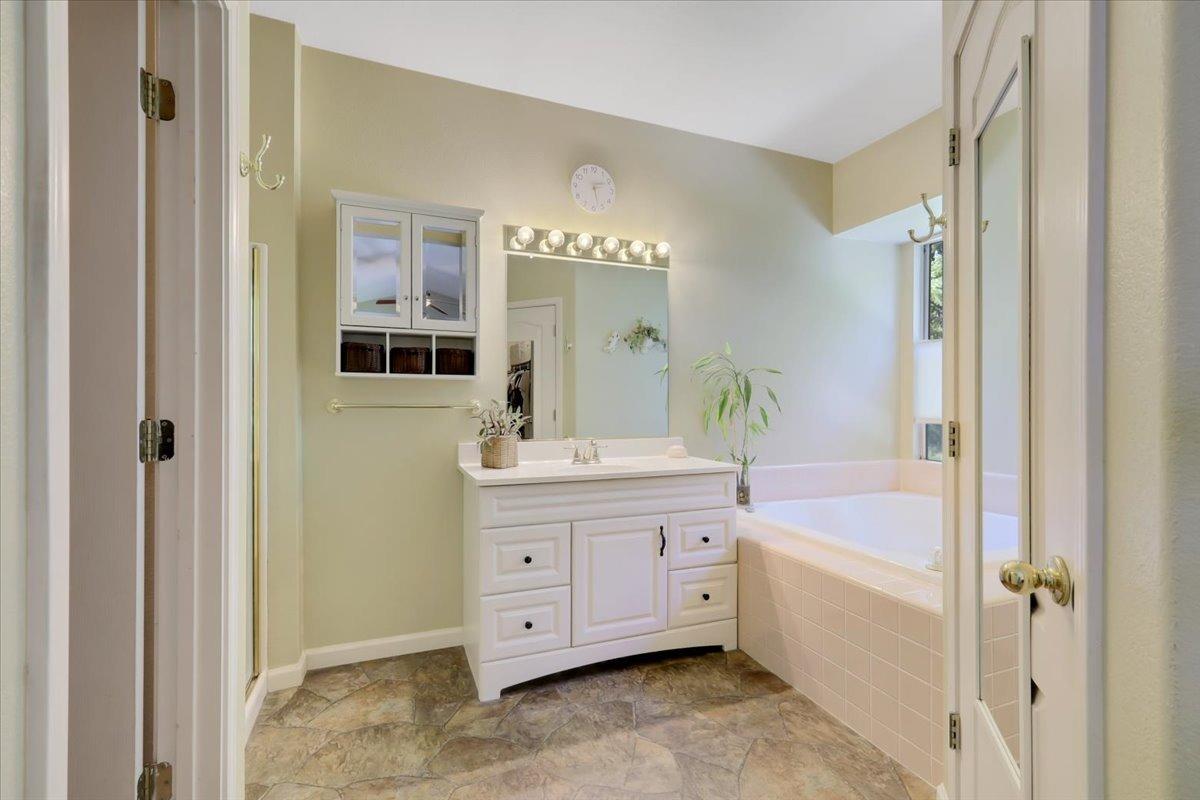 Detail Gallery Image 41 of 64 For 1856 Rutherford Ct, Yuba City,  CA 95993 - 4 Beds | 2/1 Baths