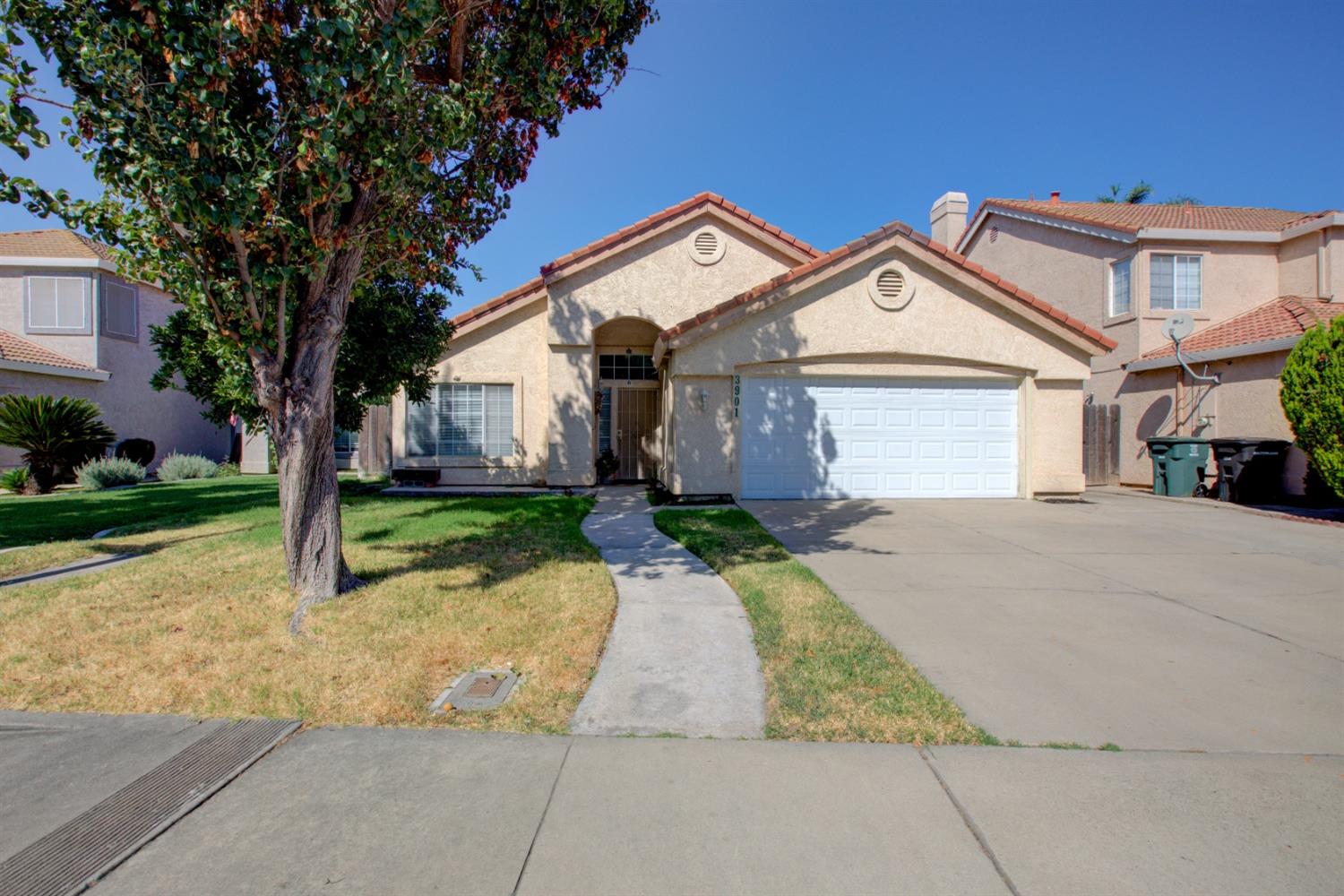 Detail Gallery Image 1 of 1 For 3901 Shawnee Drive, Modesto,  CA 95356 - 3 Beds | 2 Baths