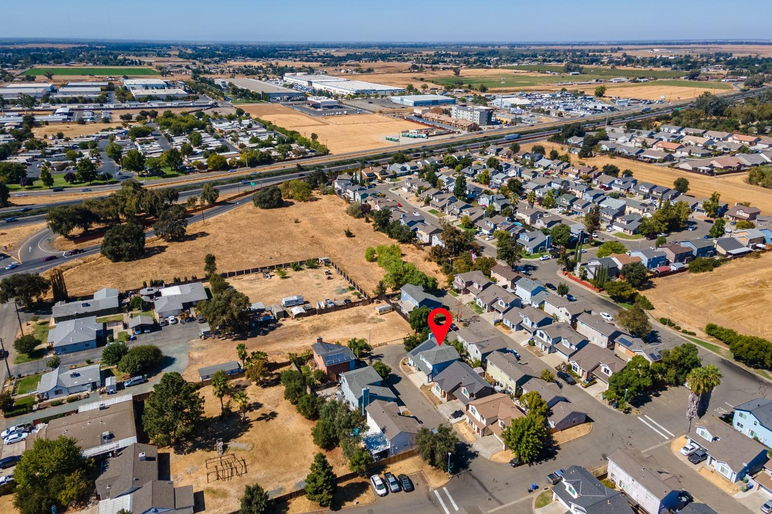 Detail Gallery Image 18 of 19 For 837 Gazebo Ln, Galt,  CA 95632 - 3 Beds | 2/1 Baths