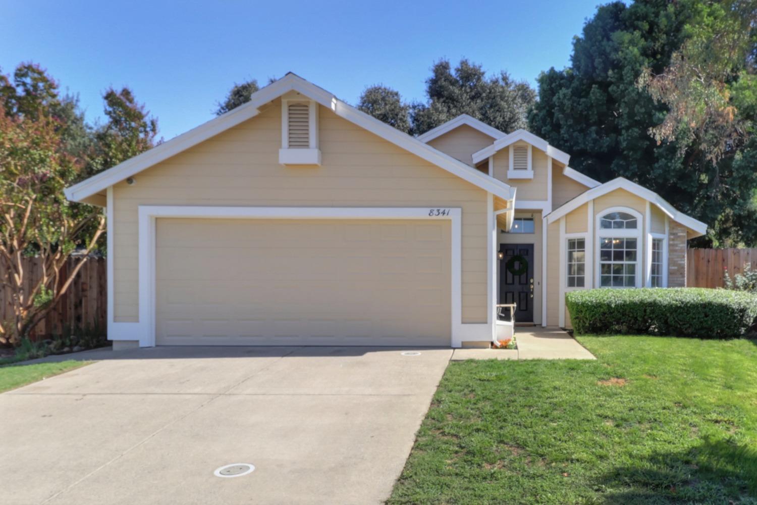 Detail Gallery Image 1 of 1 For 8341 Bull Mountain Cir, Elk Grove,  CA 95758 - 3 Beds | 2 Baths