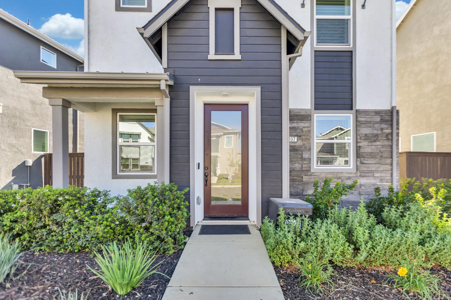 Detail Gallery Image 37 of 62 For 2897 Wheat Grass St, Sacramento,  CA 95833 - 3 Beds | 2/1 Baths