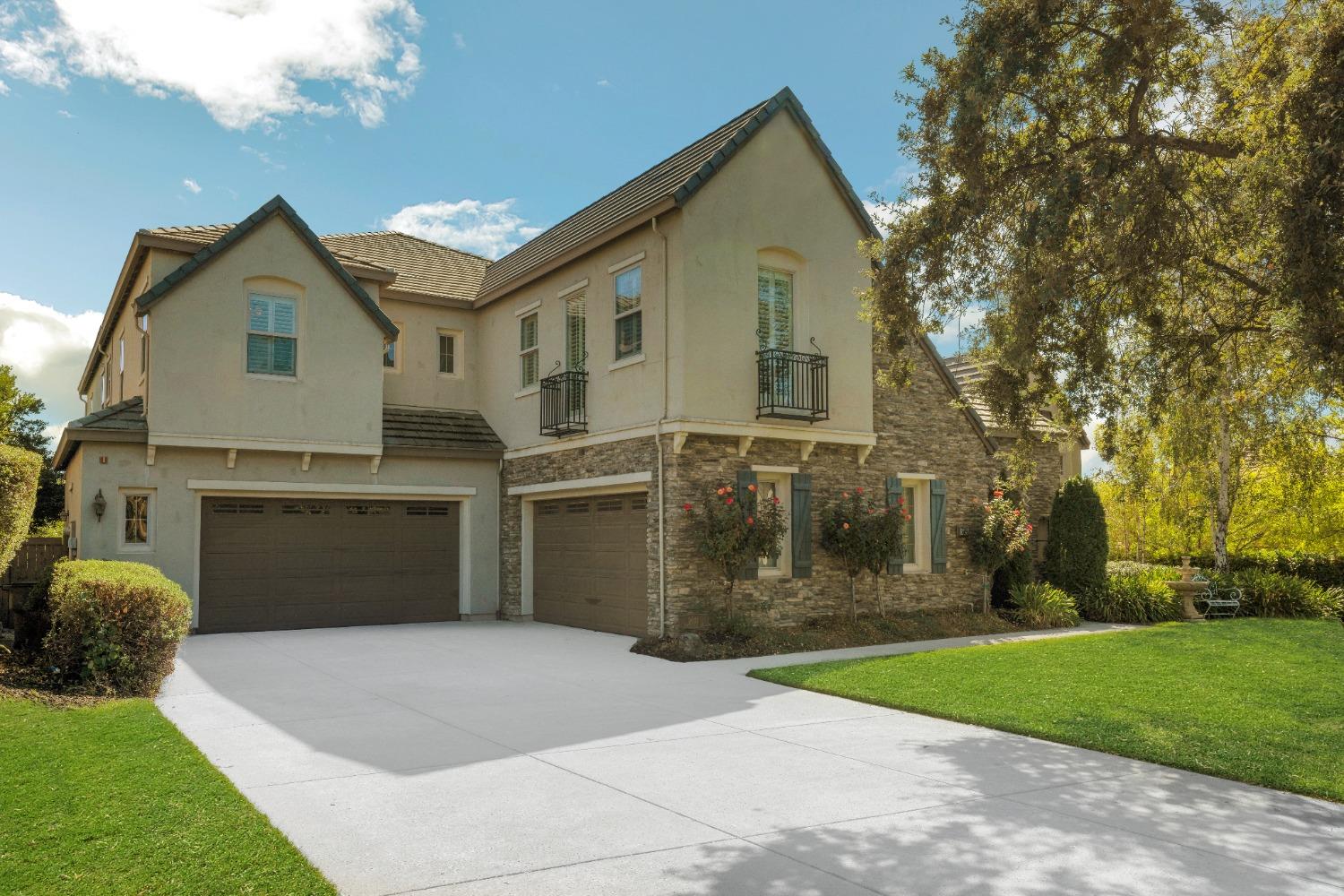 Detail Gallery Image 5 of 56 For 5021 Monteverde Ln, Lincoln,  CA 95648 - 5 Beds | 3/1 Baths