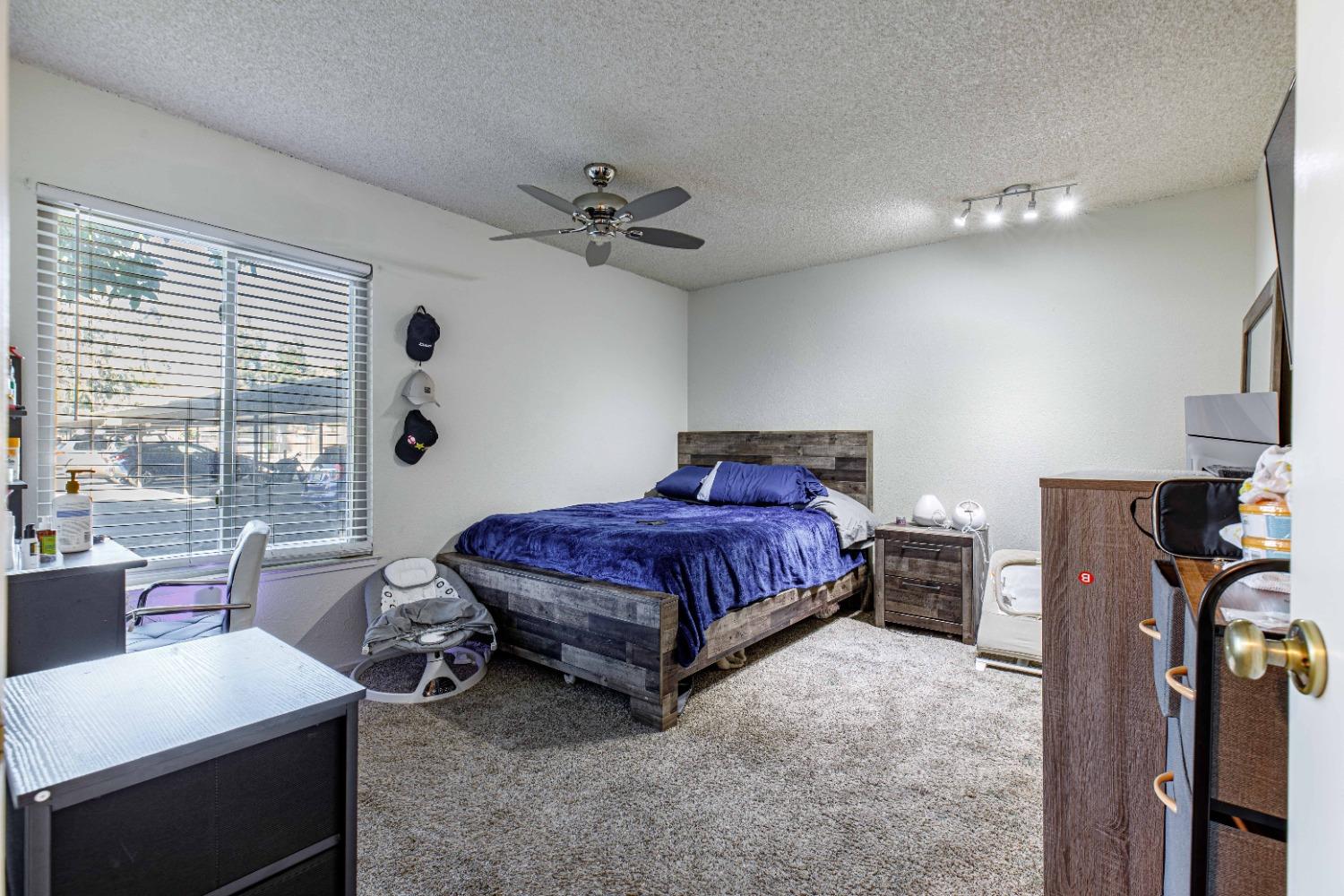 Detail Gallery Image 11 of 38 For 3700 Tully Rd #87,  Modesto,  CA 95356 - 1 Beds | 1 Baths