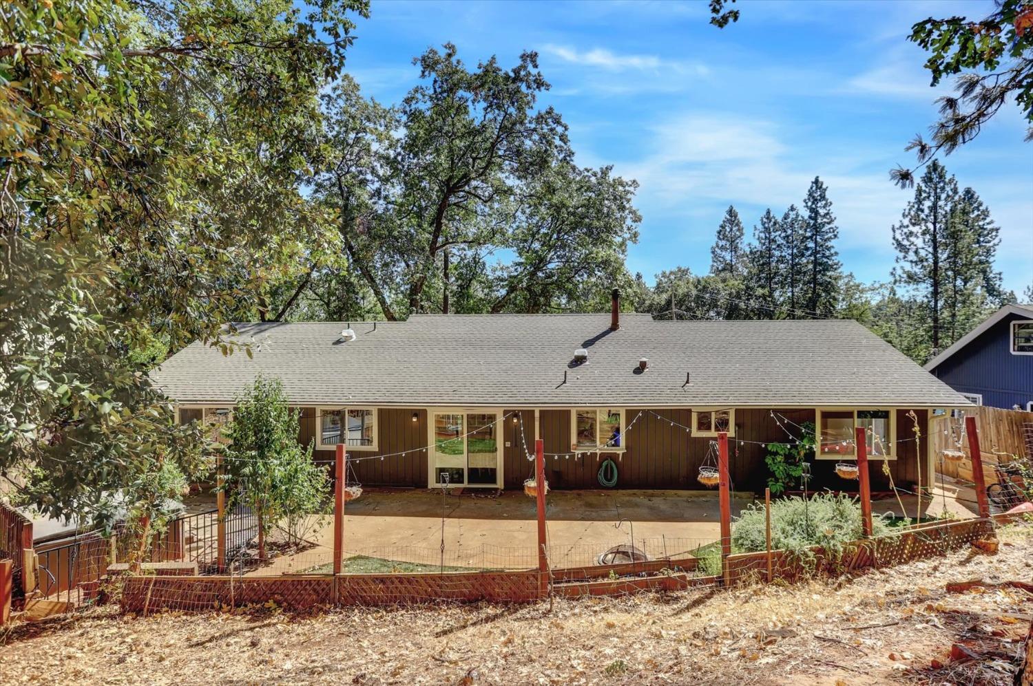 Detail Gallery Image 31 of 42 For 11226 Edward Dr, Grass Valley,  CA 95949 - 3 Beds | 2 Baths