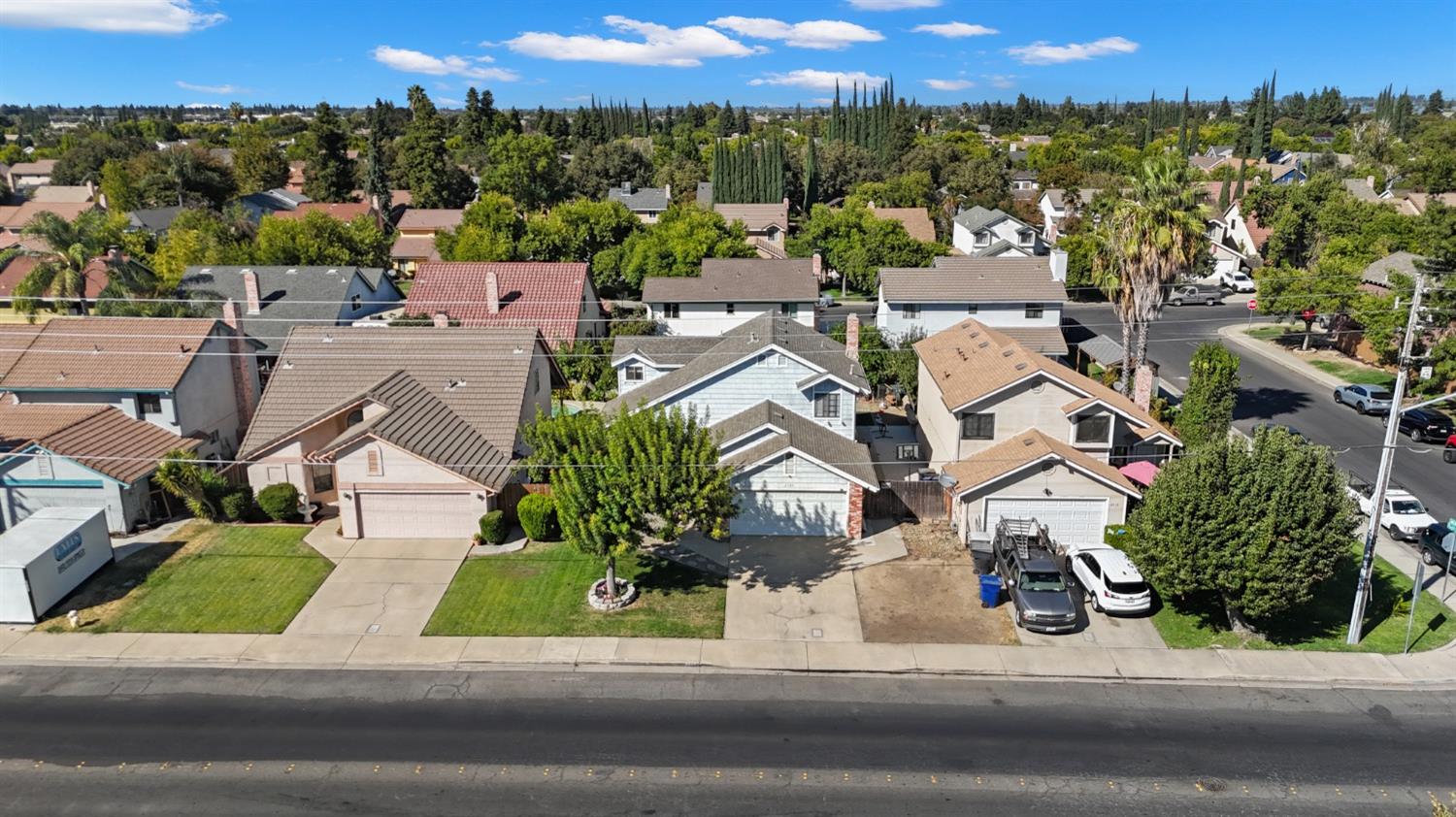 Detail Gallery Image 9 of 31 For 2509 Merle Ave, Modesto,  CA 95355 - 3 Beds | 2/1 Baths