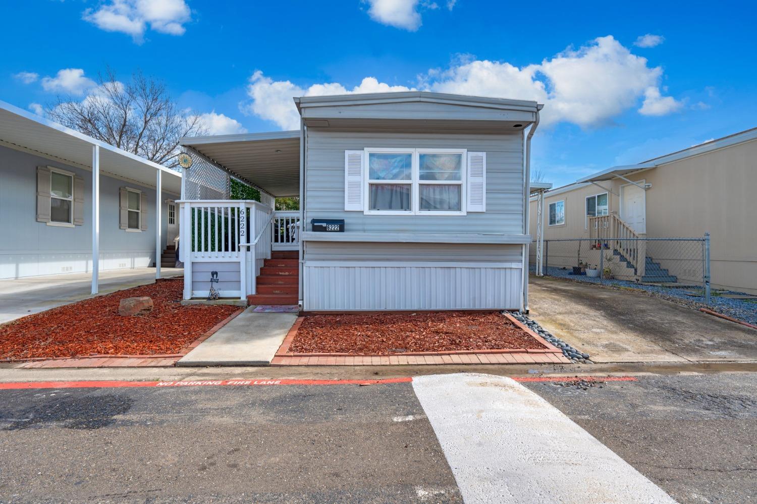 Detail Gallery Image 6 of 34 For 6222 Gettysburg Ln, Citrus Heights,  CA 95621 - 2 Beds | 1 Baths