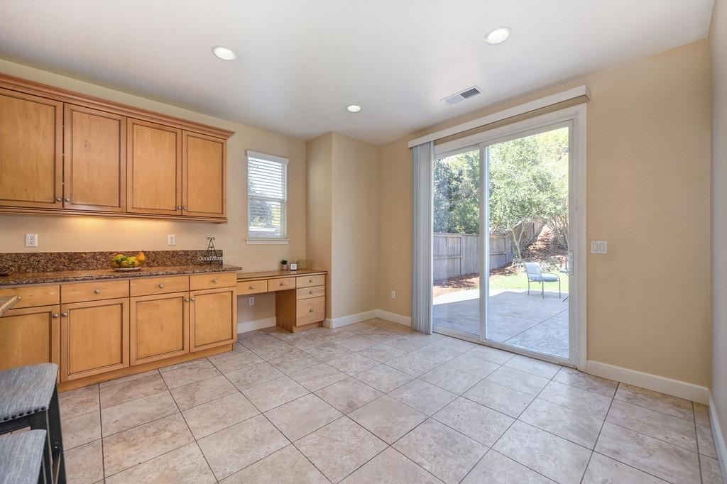 Detail Gallery Image 21 of 63 For 4071 Borders Dr, El Dorado Hills,  CA 95762 - 4 Beds | 2/1 Baths