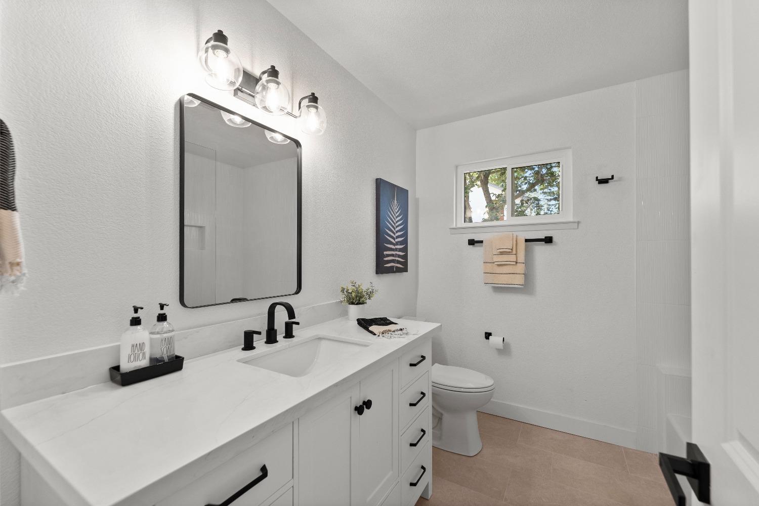 Detail Gallery Image 22 of 29 For 1817 St Ann Ct, Carmichael,  CA 95608 - 3 Beds | 2 Baths