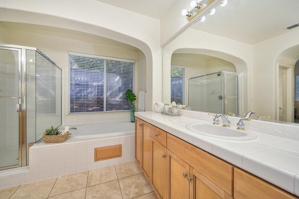 Detail Gallery Image 32 of 63 For 4071 Borders Dr, El Dorado Hills,  CA 95762 - 4 Beds | 2/1 Baths