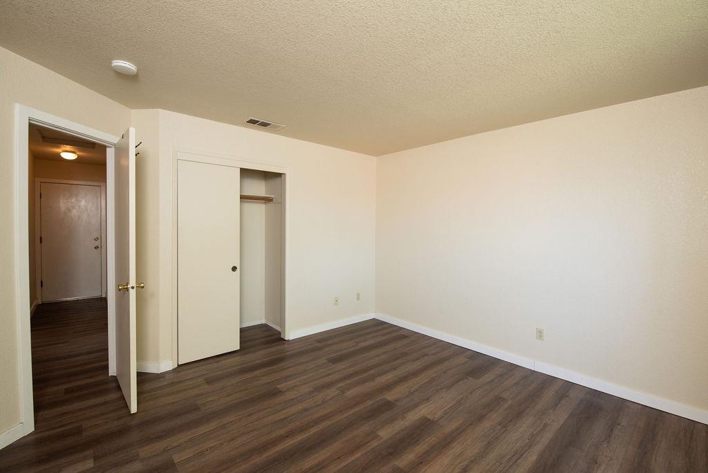 Detail Gallery Image 15 of 29 For 1556 Sun River St, Oakdale,  CA 95361 - 3 Beds | 2 Baths