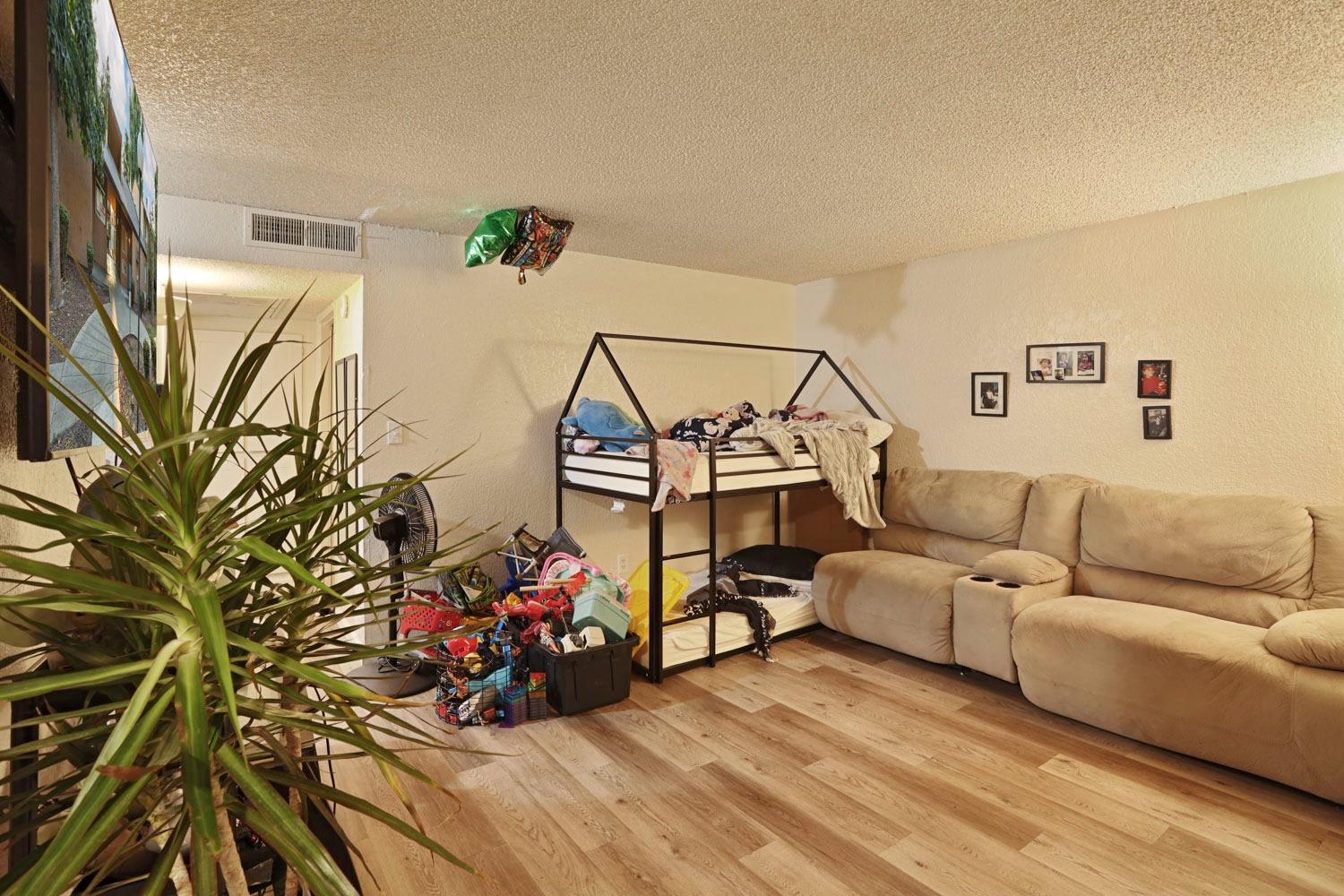 Detail Gallery Image 7 of 18 For 4332 Pacific Ave #58,  Stockton,  CA 95207 - 1 Beds | 1 Baths